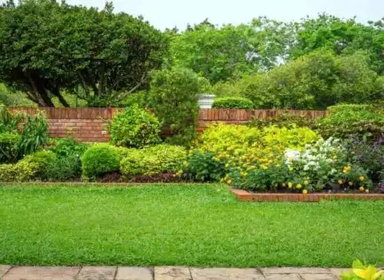 landscaping services Hurstbourne Acres